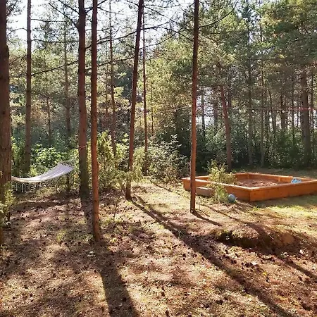 Semesterbostad Armas Majake Keset Muhumaa Loodust Kaemping Nr 6 Nommkula (Saaremaa)